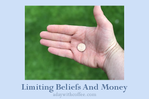 Limiting beliefs and money